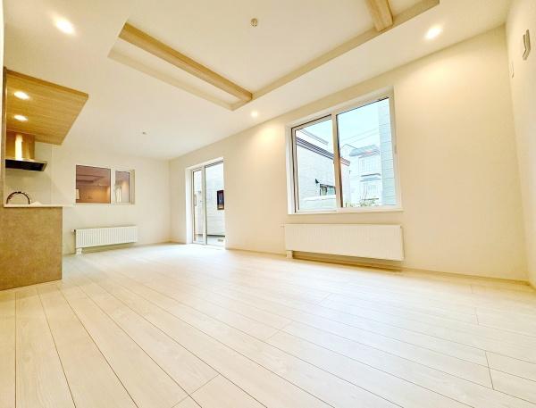 札幌市西区八軒九条東４丁目の新築一戸建