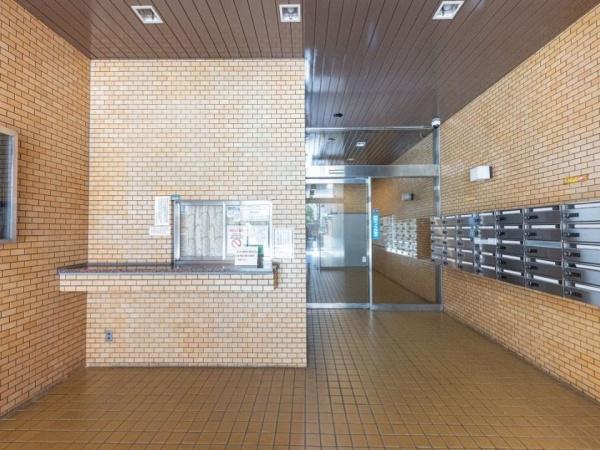 ライオンズマンション三鷹駅前通り・名取屋興産ビル