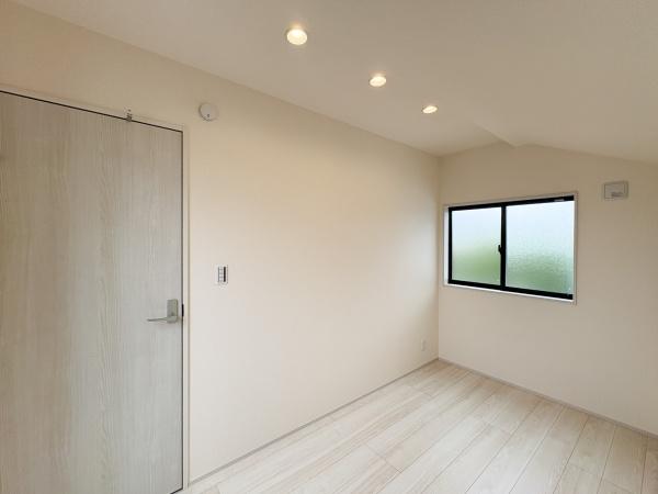 多摩市一ノ宮４丁目　３号棟
