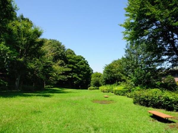 多摩市聖ヶ丘２丁目(連光寺公園)