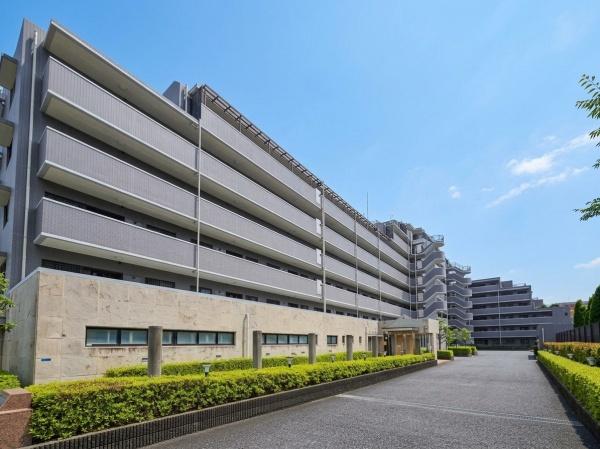 ファミール三鷹グランデージ