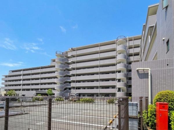ファミール三鷹グランデージ