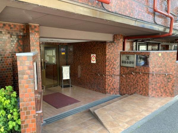 陽輪台府中