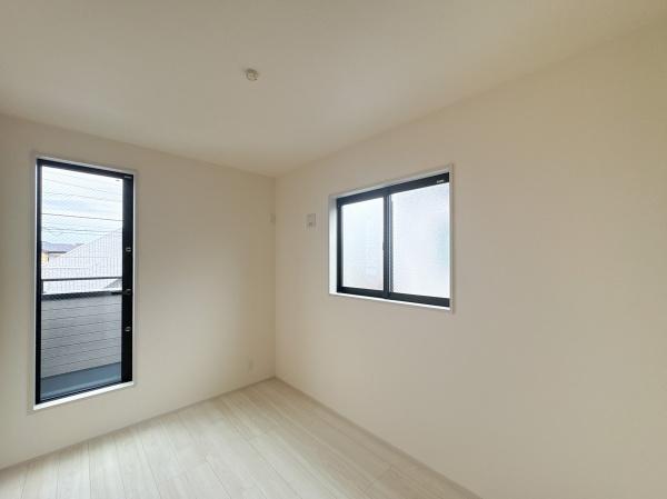 府中市幸町２丁目　２号棟