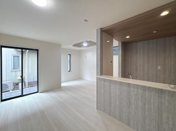 府中市幸町２丁目　２号棟