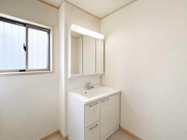 調布市佐須町３丁目の中古一戸建て