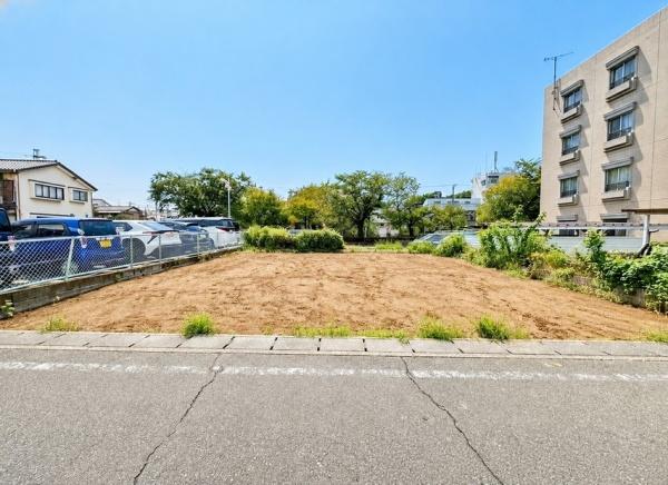 稲城市東長沼　１号棟