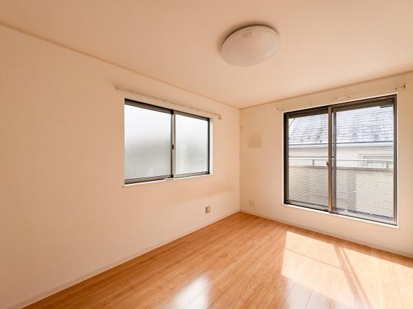 府中市美好町３丁目の中古一戸建て