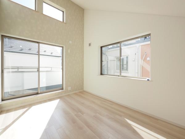 府中市紅葉丘２丁目の中古一戸建て
