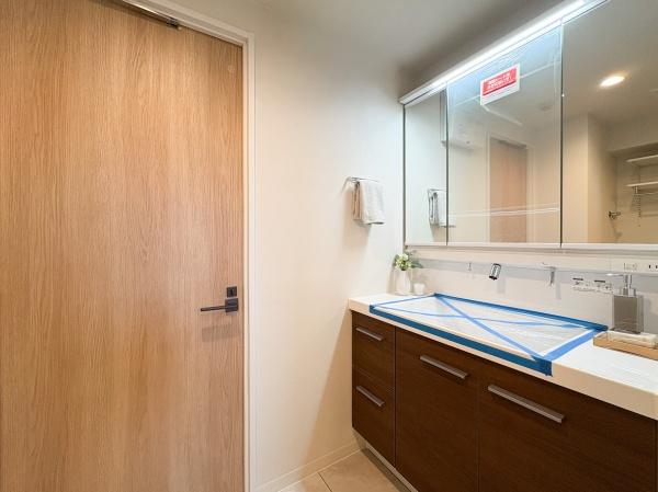 ダイアパレスリバーサイド府中是政(洗面台・洗面所)