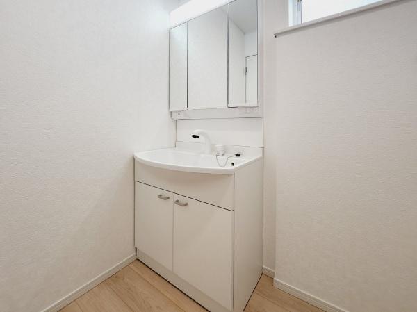府中市小柳町５丁目　２号棟