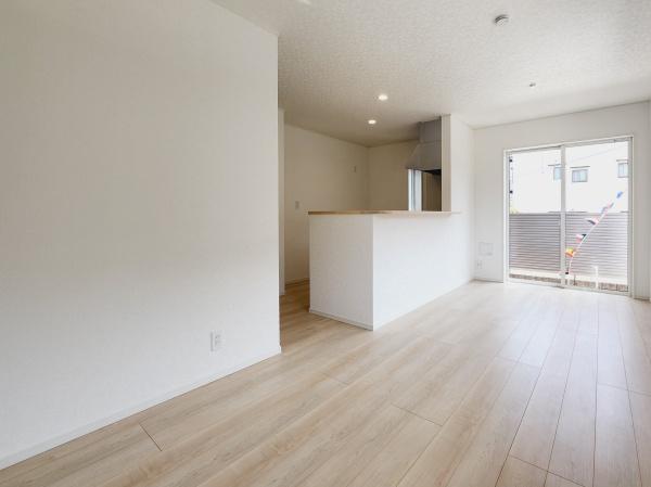 府中市小柳町５丁目　２号棟