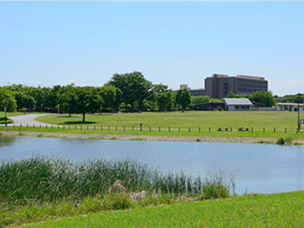 府中市白糸台6丁目 6号棟(武蔵の森公園)