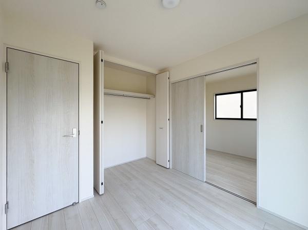 府中市白糸台６丁目　６号棟