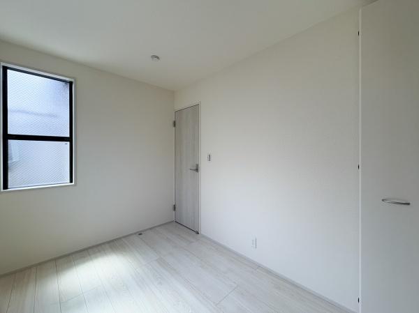 府中市白糸台６丁目　６号棟