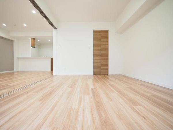 コープ府中武蔵野台 1号棟(洋室)