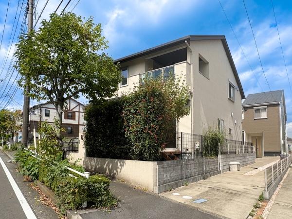 稲城市百村