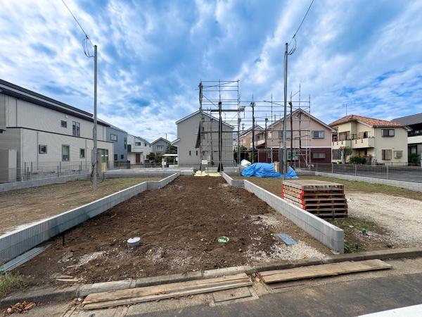 府中市若松町３丁目　２号棟