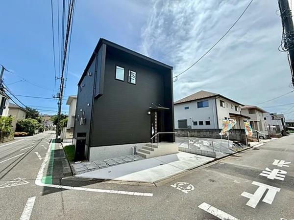 多摩市一ノ宮４丁目　２号棟