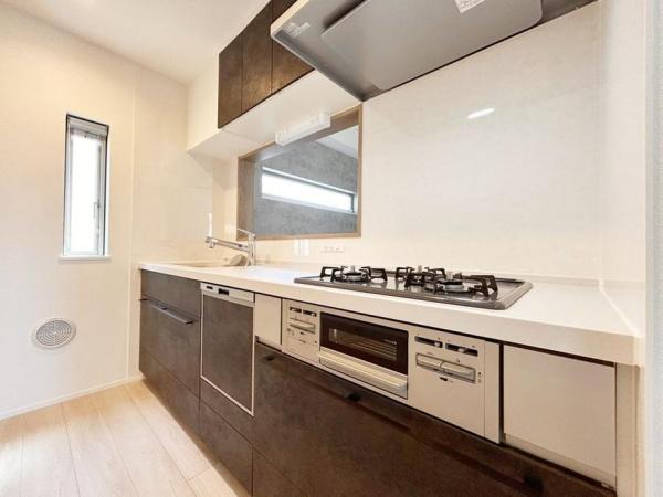 国分寺市光町1丁目の中古一戸建て(キッチン)