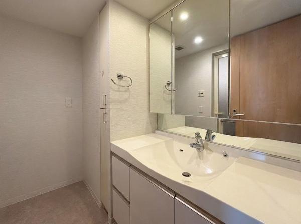 ルイシャトレ府中是政