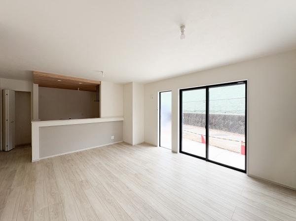府中市小柳町２丁目　１号棟