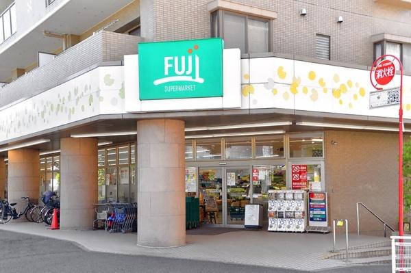 稲城市平尾２丁目の中古一戸建て(富士シティオ)