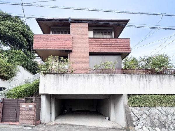 多摩市桜ケ丘１丁目　土地