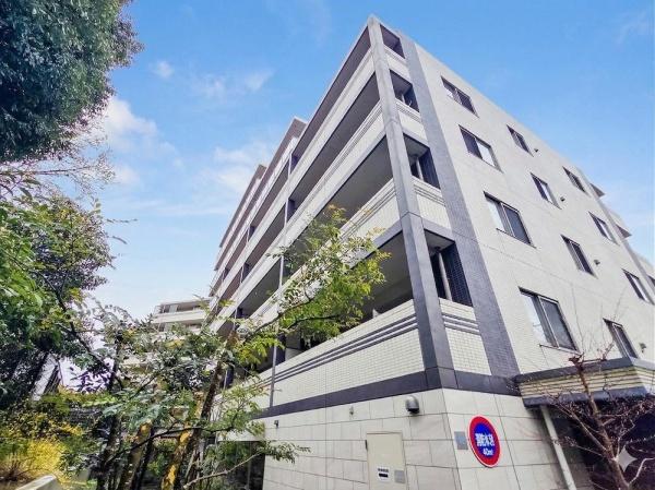 プレシス多摩永山レヴィエ