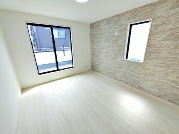 稲城市東長沼　４号棟