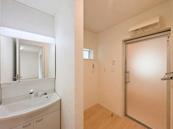 府中市晴見町３丁目　２号棟
