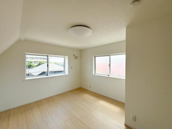 府中市日新町５丁目の中古一戸建て