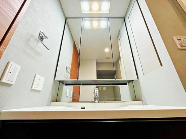 ライオンズ府中駅前