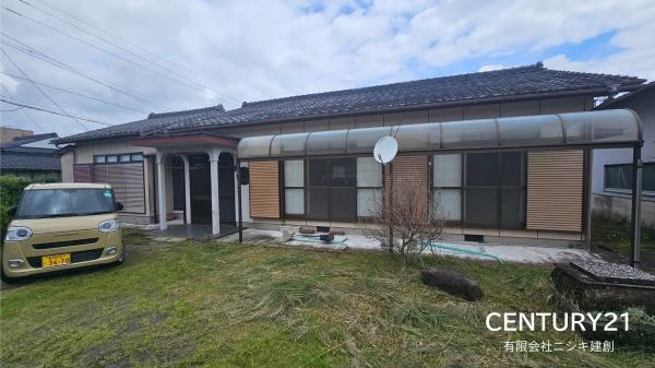 西餅田戸建て 土地広々190坪