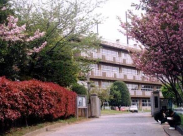 千葉市花見川区長作町(千葉市立天戸中学校)