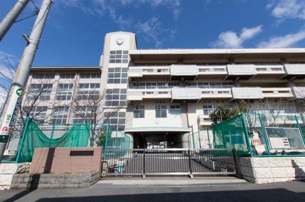 横浜市磯子区杉田2丁目の中古一戸建て(横浜市立杉田小学校)
