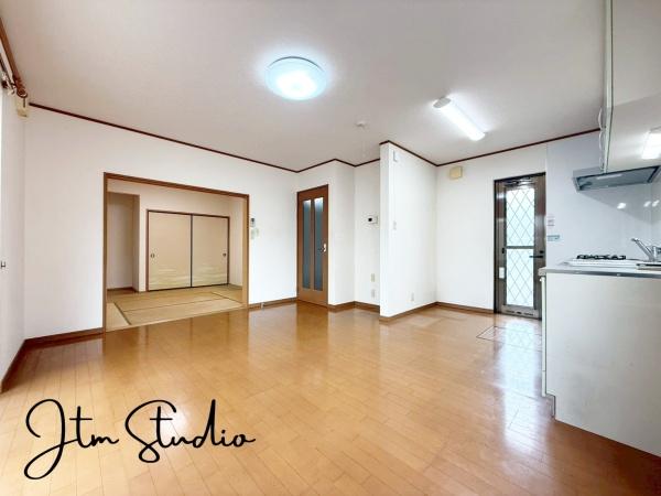 木更津市羽鳥野2丁目の中古一戸建て(リビング)