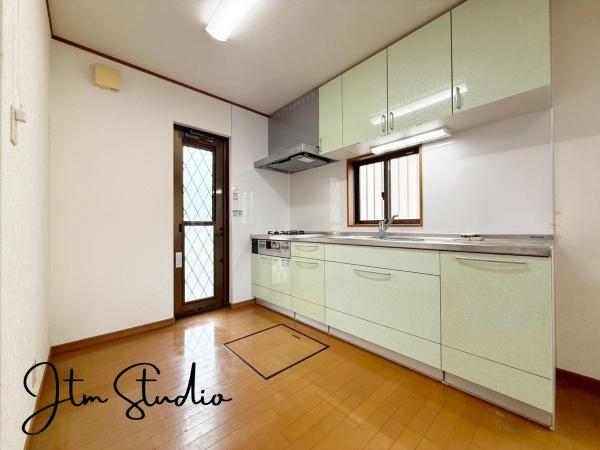 木更津市羽鳥野2丁目の中古一戸建て(キッチン)