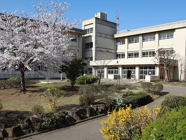 千葉市緑区おゆみ野中央８丁目の中古一戸建て(千葉市立泉谷中学校)