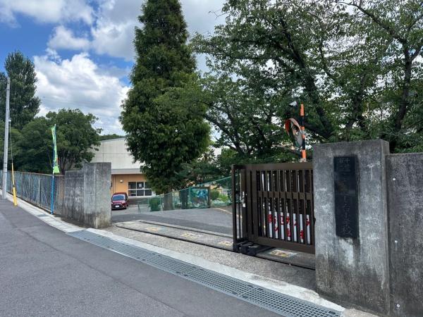 千葉市花見川区み春野２丁目の中古一戸建て(千葉市立こてはし台小学校)