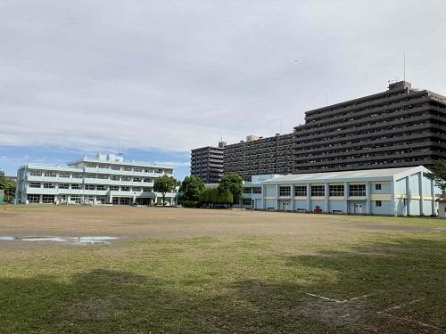 千葉市美浜区稲毛海岸５丁目の中古一戸建て(千葉市立稲浜中学校)