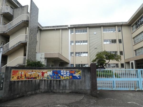 松戸市栄町(松戸市立古ケ崎小学校)