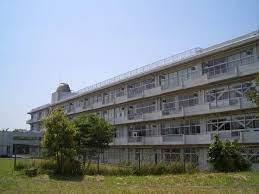 袖ケ浦市長浦駅前1丁目(袖ケ浦市立長浦中学校)