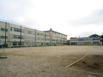 松戸市緑ケ丘2丁目(松戸市立松ケ丘小学校)
