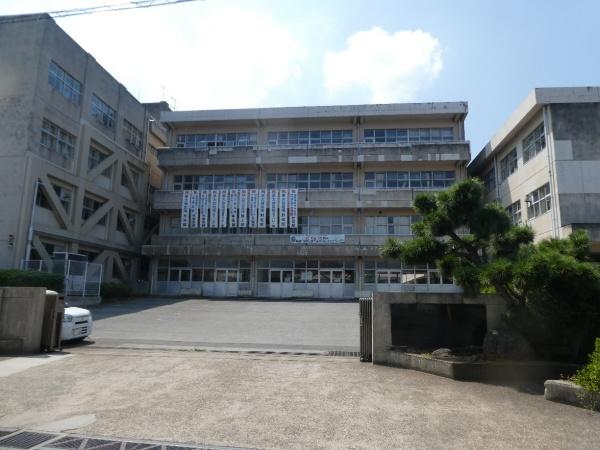 松戸市六高台6丁目(松戸市立六実中学校)