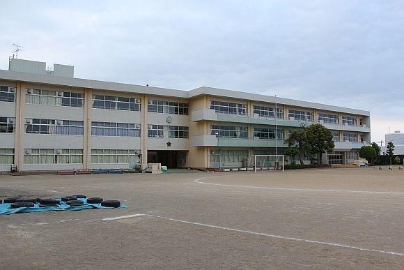一宮町田町1丁目(一宮町立一宮小学校)