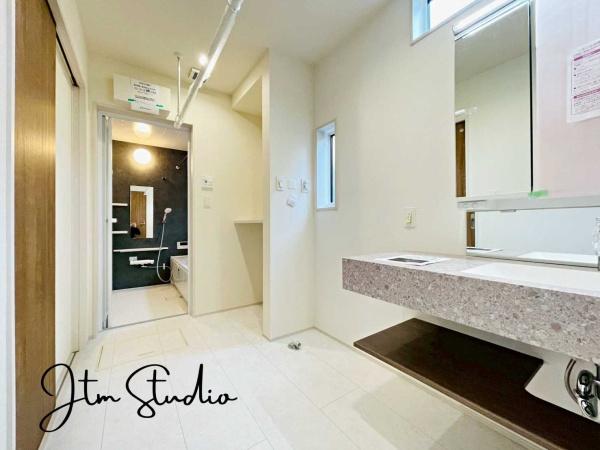 千葉市美浜区真砂５丁目の新築一戸建