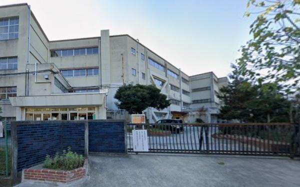 松戸市中和倉の中古一戸建て(松戸市立八ケ崎小学校)