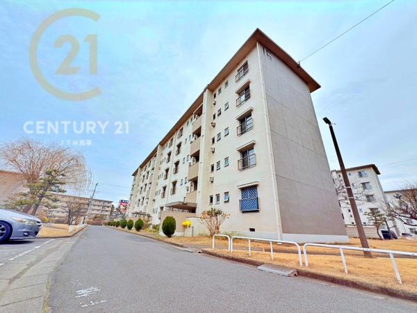 稲毛海岸３丁目団地16号棟