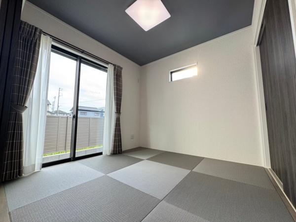 豊橋牛川西部土地区画整理25街区新築戸建(全３棟)２号棟